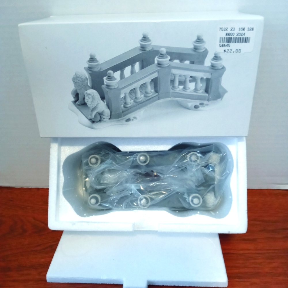 56 Dept Lionhead Bridge Heritage Village Collection 5864-5